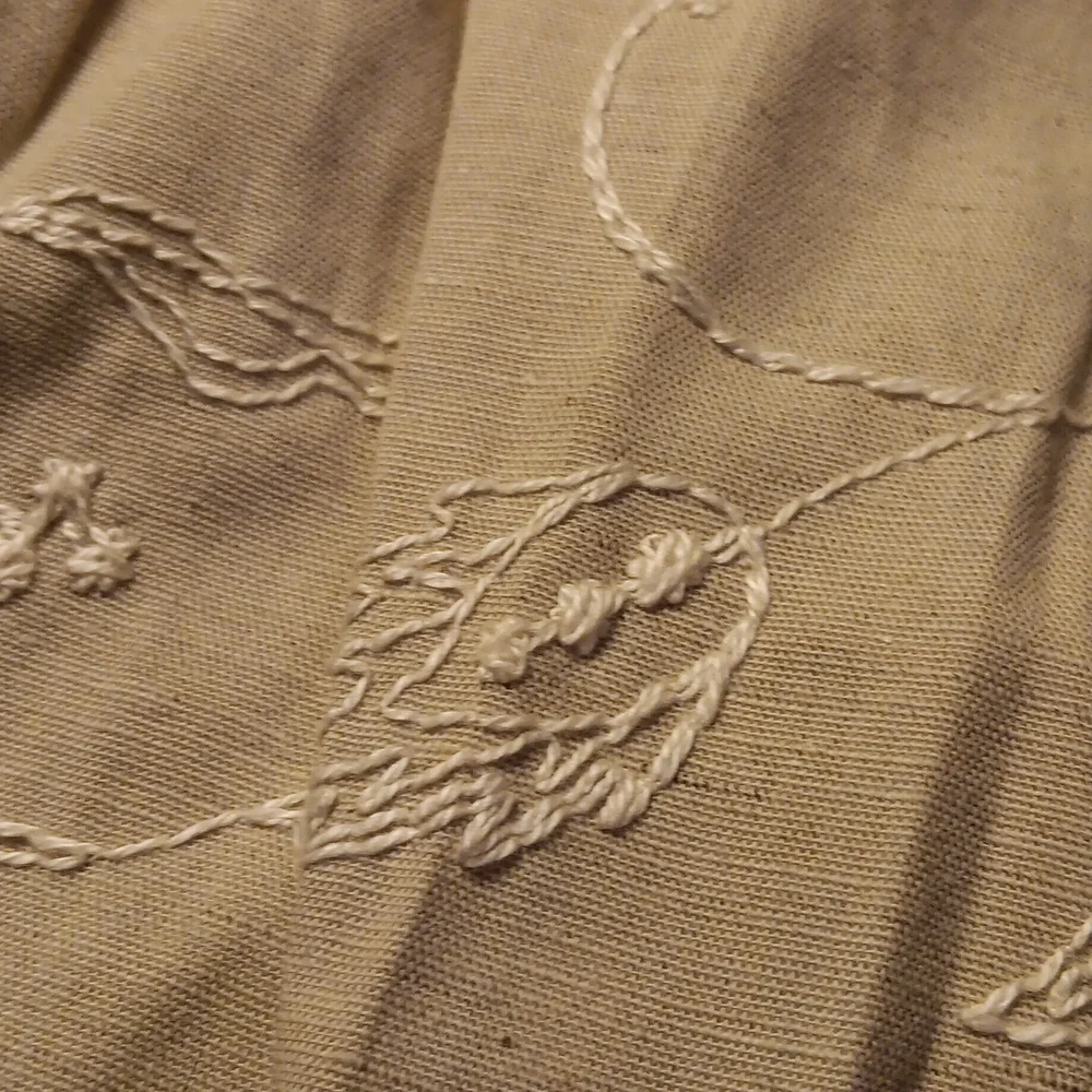 Vintage high waisted mom shorts embroidery design 6